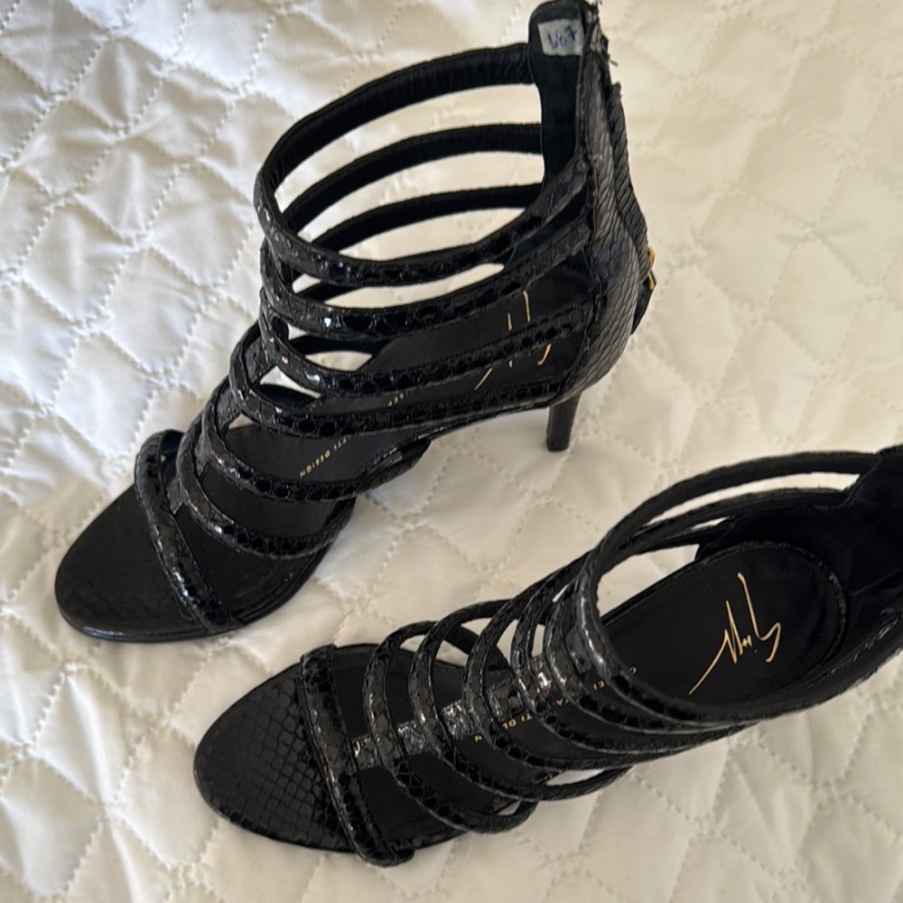 Giuseppe Zanotti snake skin Women's Black Strappy Heels